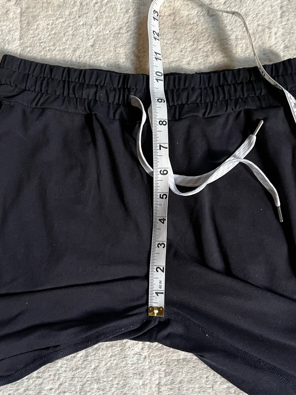 Vuori Performance Joggers - Picture 14 of 16